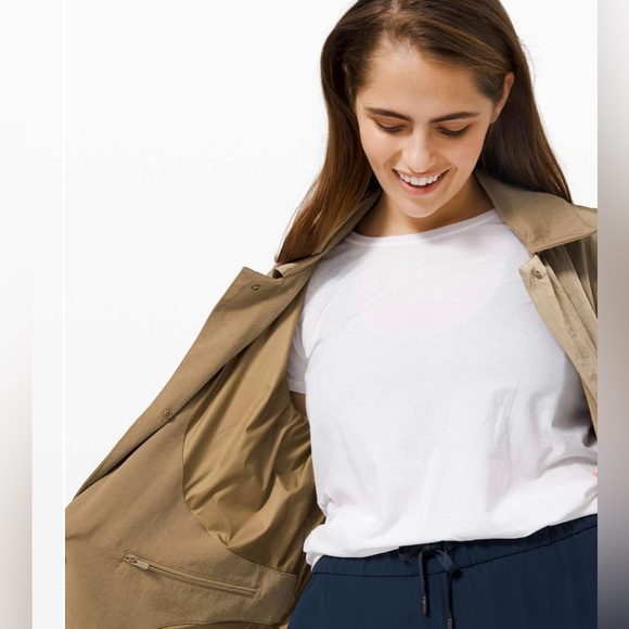 Lululemon Always effortless Trench -frontier -size 6 - Picture 3 of 8